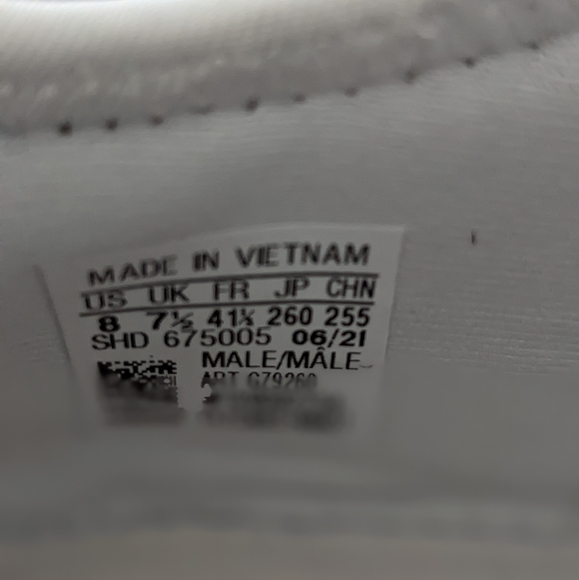 Women's Adidas running shoes - Picture 4 of 4